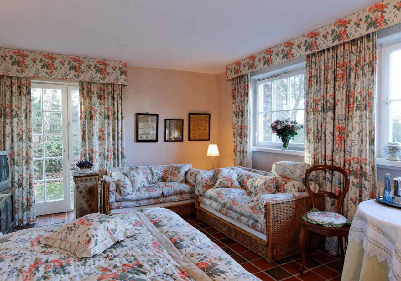 Landhaus Ettenbuehl Bed And Breakfast Bad Bellingen Exterior photo